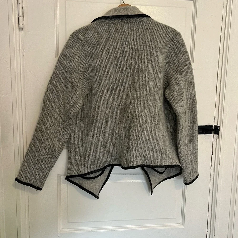Cupcakes and Cashmere gray open front jacket heavy sweater wool blend L